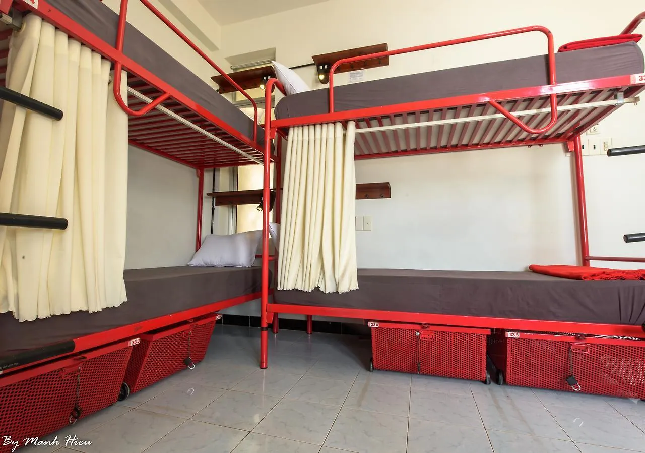 Mojzo Dorm Hostel Nha Trang Vietnam