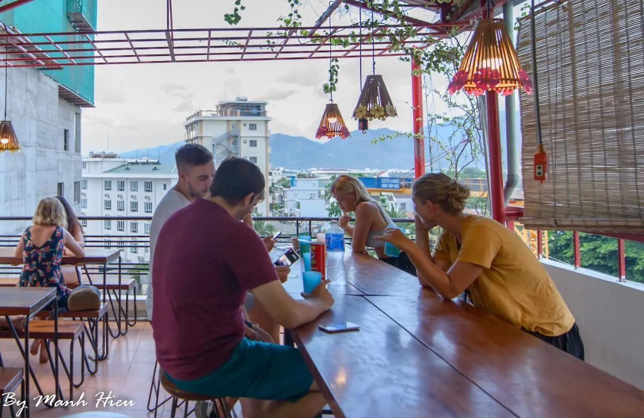 Mojzo Dorm Hostel Nha Trang